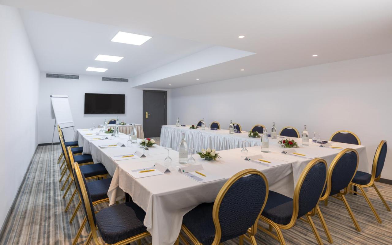 Campanile El Mechtel Tunis Hotel Екстериор снимка